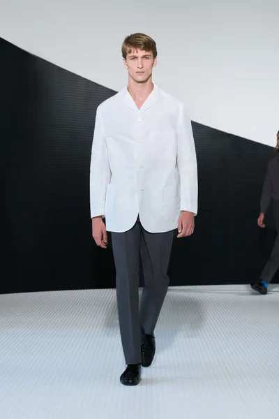 Look 53